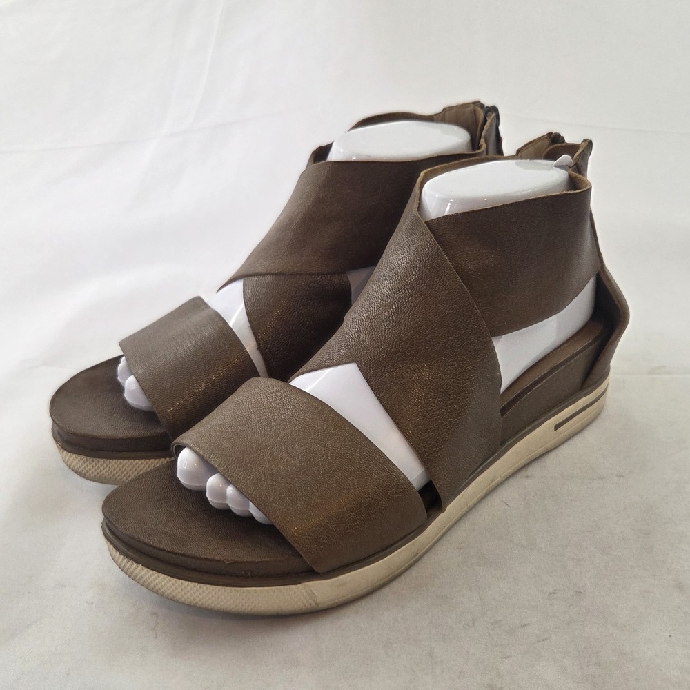 Eileen Fisher Wedge Sandals Womens 9.5 Brown Leather Lagenlook Quiet Luxury Shoe